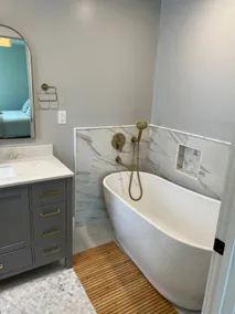 Beautiful, fully renovated! - Image 2