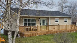 Nan & Pop's Waterfront Retreat - Image 3