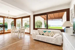 Sunset Pool Villa | Lagoon Views | Pet Friendly - Image 4