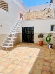 Patio de Los Barberos 3 - Image 4