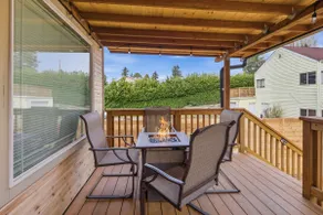 West Seattle 2BR w/ Hot Tub • Sleeps 6 • Parking - Image 5