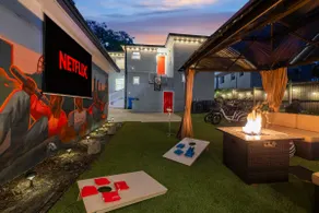 Mini Golf, Arcade Room, Karaoke, Sleeps 17- DT ATL - Image 1
