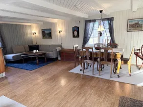 Private pearl in downtown Røros - Image 2
