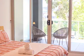 Heart of city/modern 2BR/free parking/ANU/pool/gym - Image 4