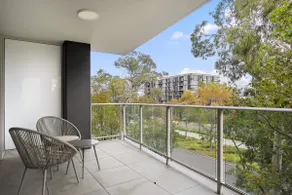 Heart of city/modern 2BR/free parking/ANU/pool/gym - Image 5
