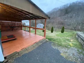 Gauley Riverfront Tiny Home • Kayaks & Fire Pit - Image 3