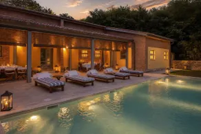 Spacious villa with swimming pool in Tuscany - Image 5