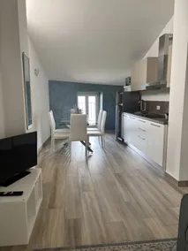Silver Penthouse - Image 3