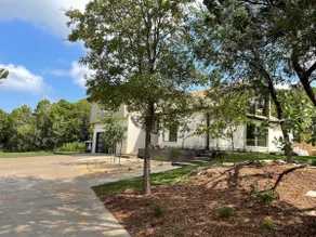 Relax & Recharge at ATX Oasis - pool, hot tub, gym - Image 2