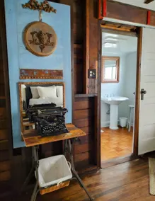 The Bluebird Cottage @Susan Bishop - Image 5