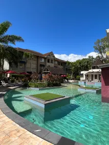 Bulloo Lagoon Oasis Luxury Resort - Image 3