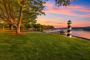 300 Degree Views, NEW HotTub, Firepit, Lighthouse - Image 2