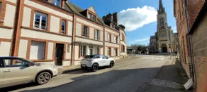 Quiet bright duplex near shops, easy parking - Image 4
