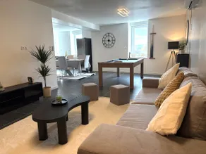 Duplex 6 pers 3 Ch, Billard & Netflix, tout équipé - Image 2