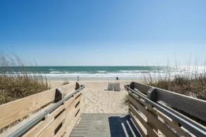 Soundfront Waterfront Home with Sunset Views - Image 5