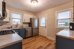 Home Away From Home (3BR/2BA) - near GCC - Image 2