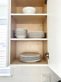 Modern, cozy laneway house, 2 bedroom/2 full baths - Image 5