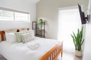 Sweet Stay Guesthouse 2B/R - Image 4
