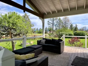Cottage On Waterfowl Pond/Dog Friendly Fenced Yard - Image 4