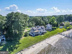 Entire Beach front home / 360 views - Image 3