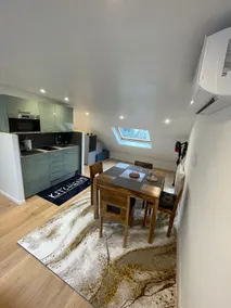 Apartment near Exhibition Park - Image 4