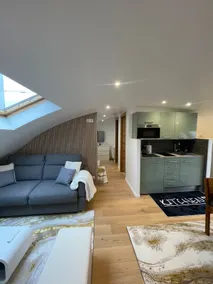 Apartment near Exhibition Park - Image 5
