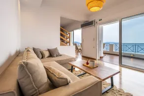 Seafront Apartment – Sea View, Balcony - Image 4