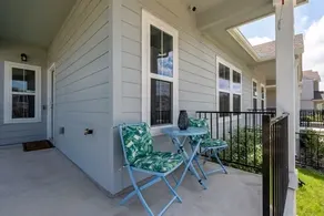 Amenities of Austin minutes from Austin Bergstrom! - Image 3