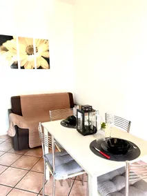 Il Girasole Apartment - Image 5