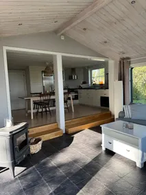 Cozy house with ocean views - Image 4
