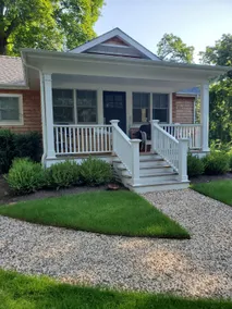 Hamptons Waterview Cottage - Image 2