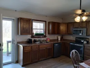 Shawnee Forest Vacation Lodge - Image 2