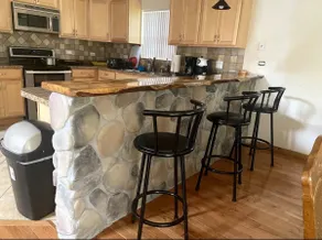 Cheerful 3 Bedroom Cabin - Image 5