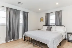 Newly renovated Retreat on 120 acres - Image 3