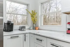 Newly renovated Retreat on 120 acres - Image 4