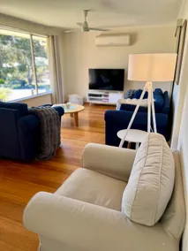 Anglesea House (child/pet friendly) 2 Night Min - Image 2