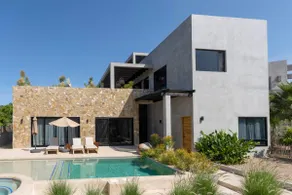 New luxury house by the beach - Image 3