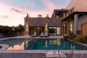 New luxury house by the beach - Image 2