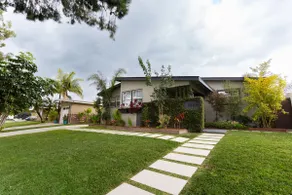 Everything family needs including a heated pool*! - Image 3