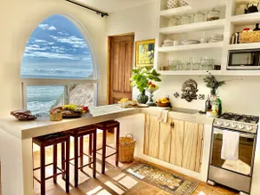 Secluded one-of-a-kind Romantic Beachfront Casita! - Image 4