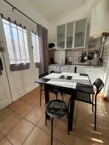 Air-conditioned family studio with garden - Image 3