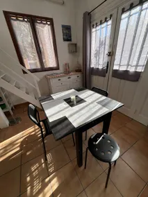 Air-conditioned family studio with garden - Image 5