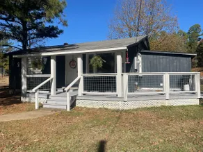 The Little House On Bethel - Image 5