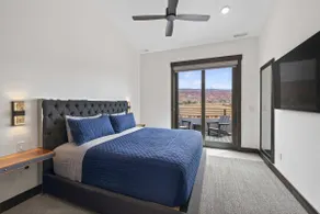 Vizcaya #2 - Moab's Newest Luxury Rental (Hot Tub) - Image 3