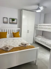 UIM Mediterraneo Cendoya Wi-Fi, Family apartment. - Image 2