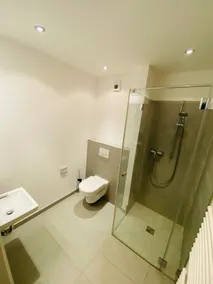 Large apartment, centrally modern, terrace, parking - Image 3