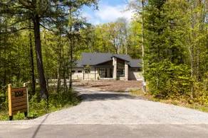 Nature Lux Cottage w/ Games Room+Wifi - Image 2