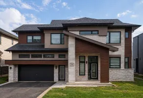 Spacious 5BR Home ~ Pool Table ~ BBQ ~ Staycation - Image 5