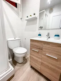 Coma-ruga central beach apartment - Image 4