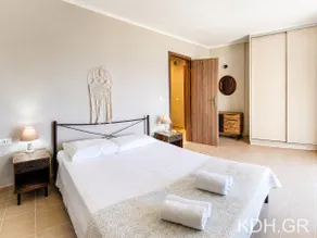 Sea View House • 5 min from Skala & Kaminia Beach - Image 4
